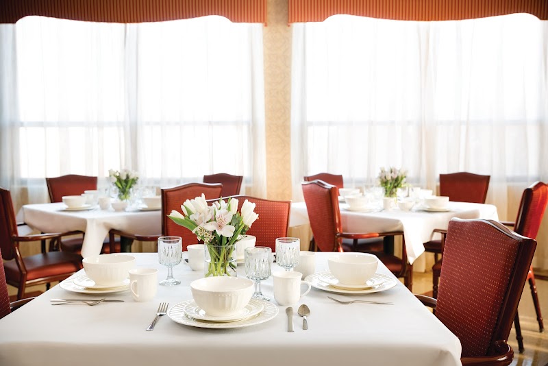 ELEVATE CARE WAUKEGAN nursing home in WAUKEGAN, IL - Photo 4 of 5
