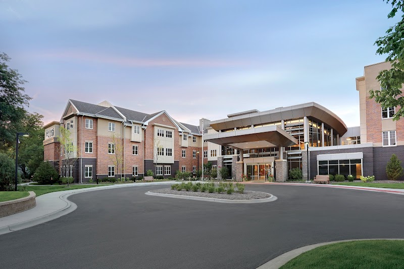 LUTHERAN HOME FOR THE AGED nursing home in ARLINGTON HTS, IL - Photo 3 of 5