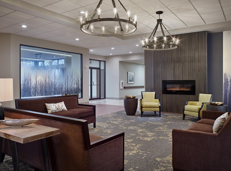 ALTA REHAB AT WAUCONDA nursing home in WAUCONDA, IL - Photo 2 of 10