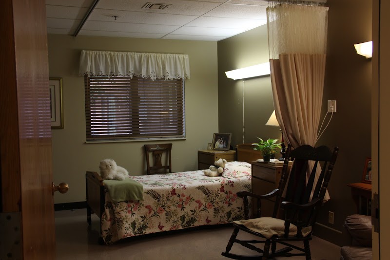 EVERCARE OF LEBANON nursing home in LEBANON, IL - Photo 3 of 5