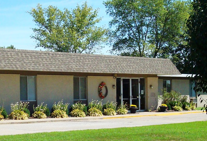 AXIOM HEALTHCARE OF HARRISBURG nursing home in HARRISBURG, IL - Photo 3 of 5