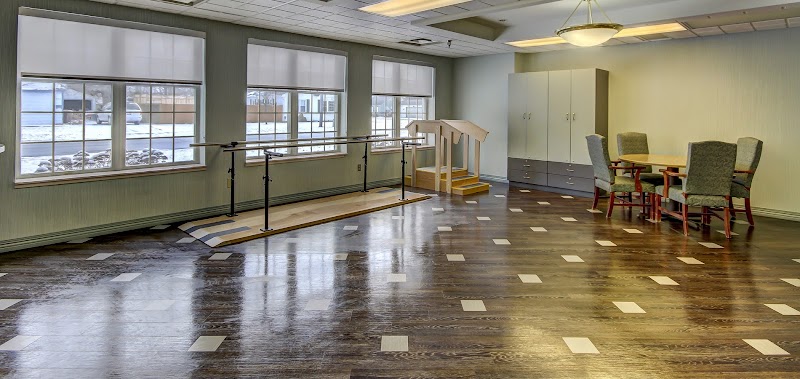 ALLURE OF GALESBURG nursing home in GALESBURG, IL - Photo 3 of 5