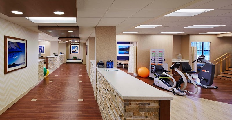 ALDEN OF WATERFORD nursing home in AURORA, IL - Photo 5 of 5