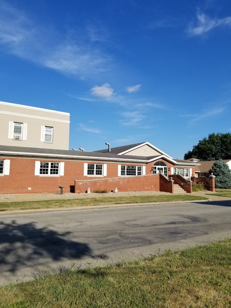 SUNSET REHABILITATION & HLTH C nursing home in CANTON, IL - Photo 2 of 4