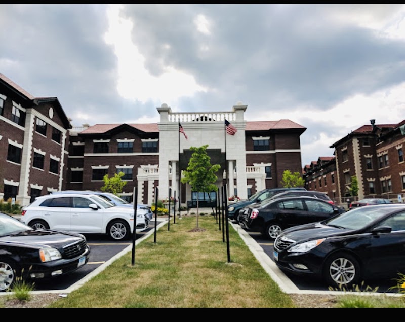 MEADOWBROOK MANOR - LAGRANGE nursing home in LA GRANGE, IL - Photo 2 of 5