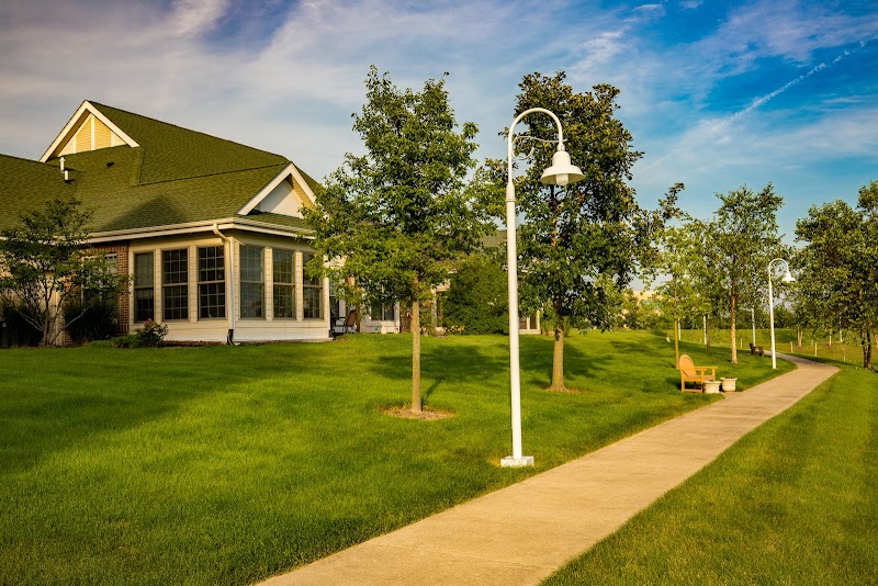 SMITH CROSSING nursing home in ORLAND PARK, IL - Photo 4 of 10