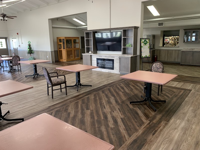SILVER FOXES SR LIVING & REHAB nursing home in MCLEANSBORO, IL - Photo 2 of 5