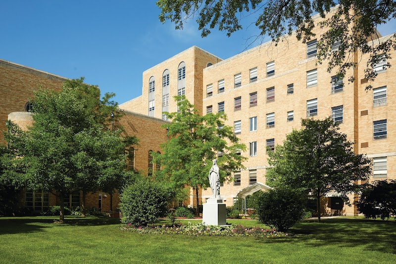 CELEBRATE SENIOR LIVING NILES nursing home in NILES, IL - Photo 2 of 10