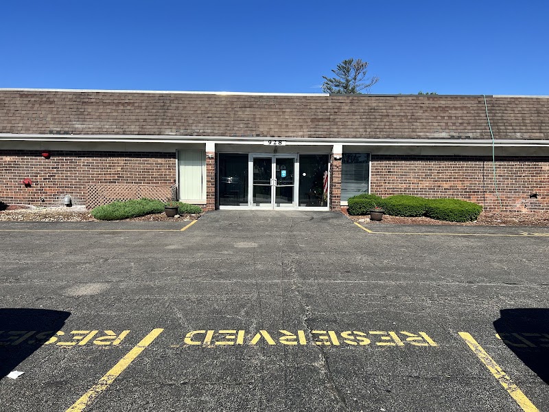 WEST CHICAGO TERRACE nursing home in WEST CHICAGO, IL - Photo 4 of 5