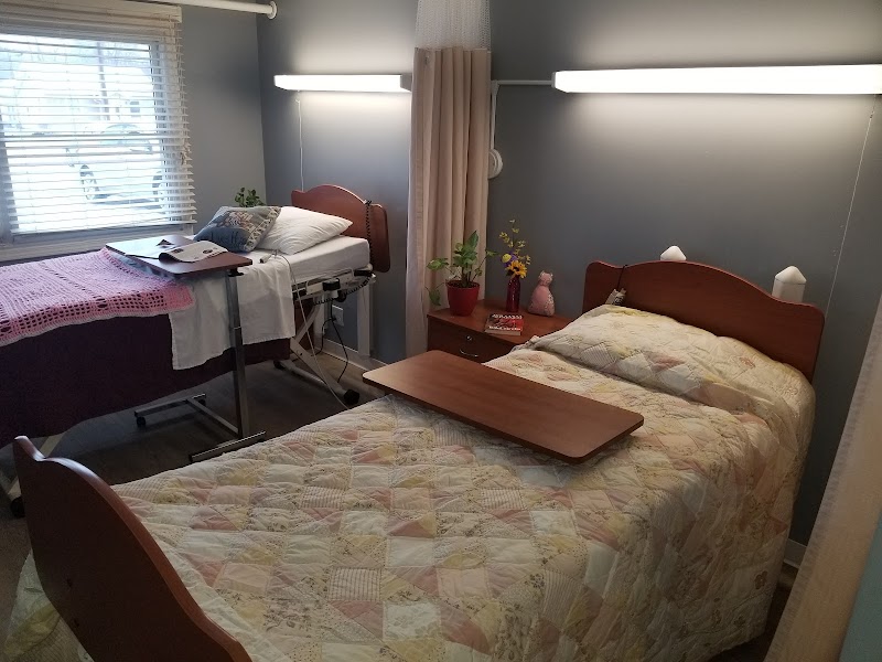 WATERS EDGE VILLAGE nursing home in MUNCIE, IN - Photo 5 of 10