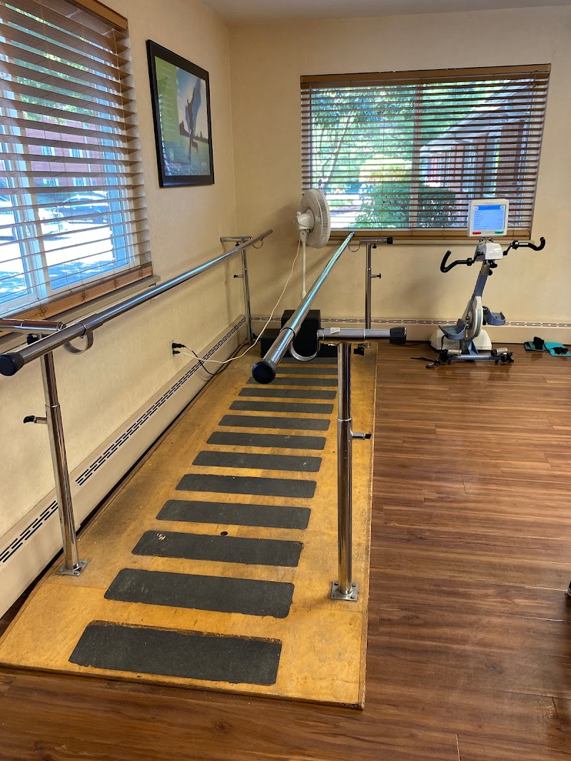BRICKYARD HEALTHCARE - BROOKVIEW CARE CENTER nursing home in INDIANAPOLIS, IN - Photo 4 of 5