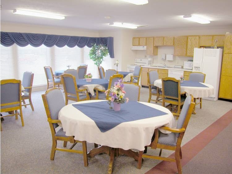MILLER'S MERRY MANOR nursing home in PLYMOUTH, IN - Photo 2 of 6