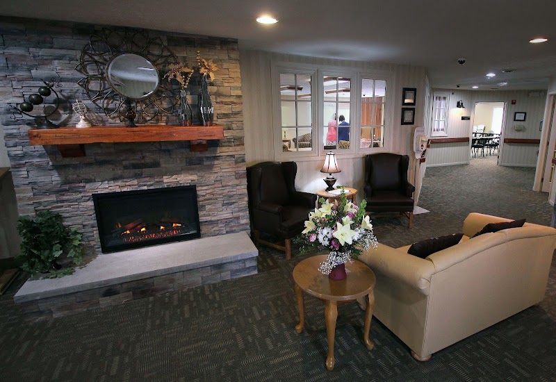 ROSEWALK VILLAGE AT LAFAYETTE nursing home in LAFAYETTE, IN - Photo 2 of 10