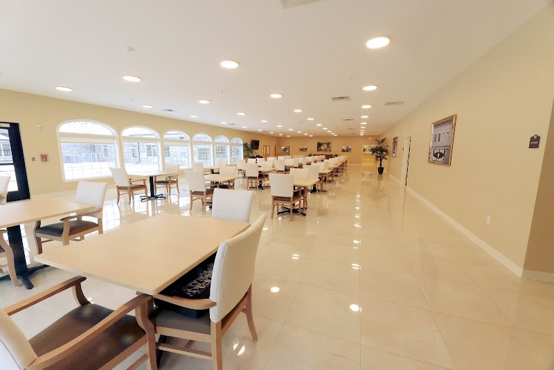 BELMONT HEALTH & REHABILITATION, THE nursing home in COLUMBUS, IN - Photo 3 of 5
