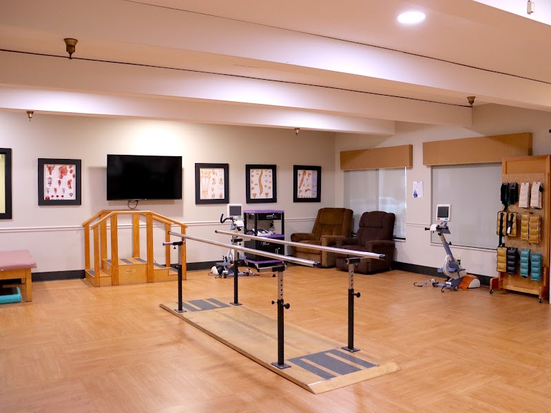 MAJESTIC CARE OF NEW HAVEN nursing home in NEW HAVEN, IN - Photo 2 of 5