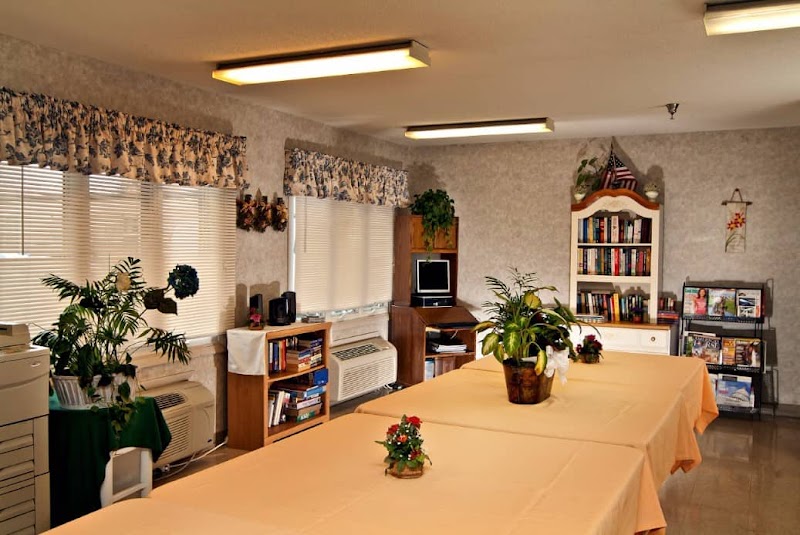 KOKOMO HEALTHCARE CENTER nursing home in KOKOMO, IN - Photo 4 of 10