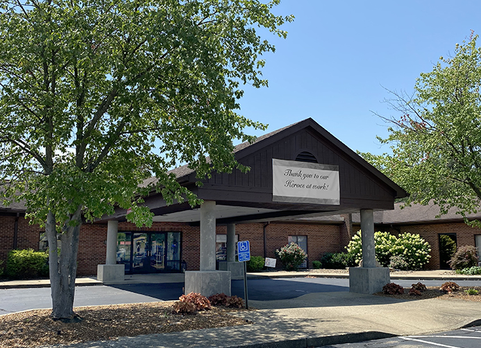 BRICKYARD HEALTHCARE - WOODLANDS CARE CENTER nursing home in NEWBURGH, IN - Photo 5 of 10