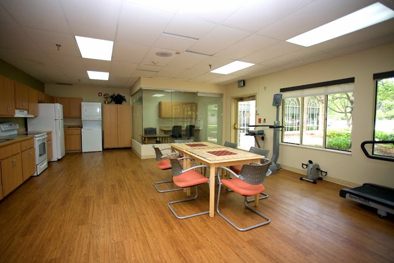 ALLISON POINTE HEALTHCARE CENTER nursing home in INDIANAPOLIS, IN - Photo 3 of 5