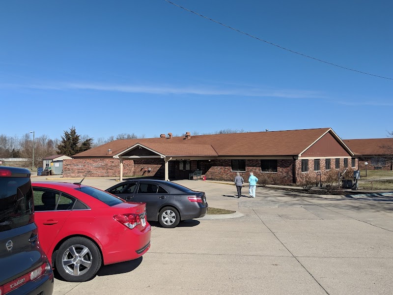 WATERS OF DILLSBORO-ROSS MANOR, THE nursing home in DILLSBORO, IN - Photo 3 of 5