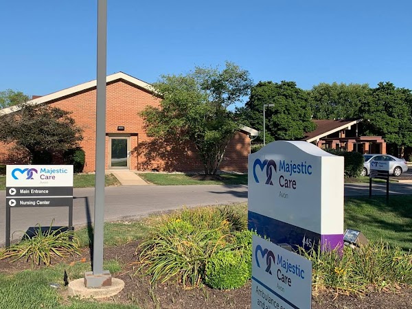 MAJESTIC CARE OF AVON nursing home in AVON, IN - Photo 1 of 5
