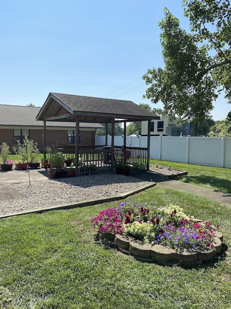 BRICKYARD HEALTHCARE - PETERSBURG CARE CENTER nursing home in PETERSBURG, IN - Photo 3 of 7