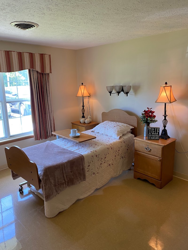 BRICKYARD HEALTHCARE - PETERSBURG CARE CENTER nursing home in PETERSBURG, IN - Photo 5 of 7