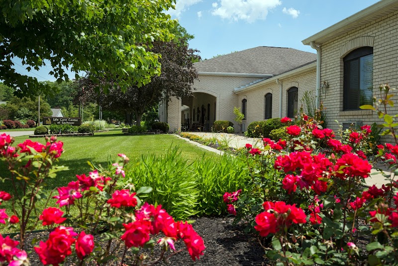 LIFE CARE CENTER OF ROCHESTER nursing home in ROCHESTER, IN - Photo 5 of 5