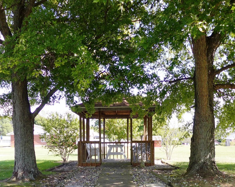 HICKORY CREEK AT WINAMAC nursing home in WINAMAC, IN - Photo 4 of 6