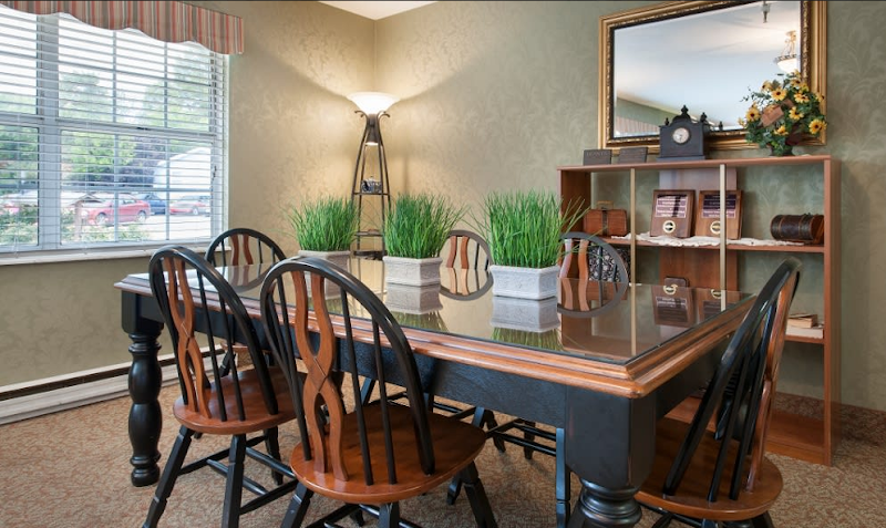 PARKER HEALTH CARE & REHABILITATION CENTER nursing home in PARKER CITY, IN - Photo 5 of 10