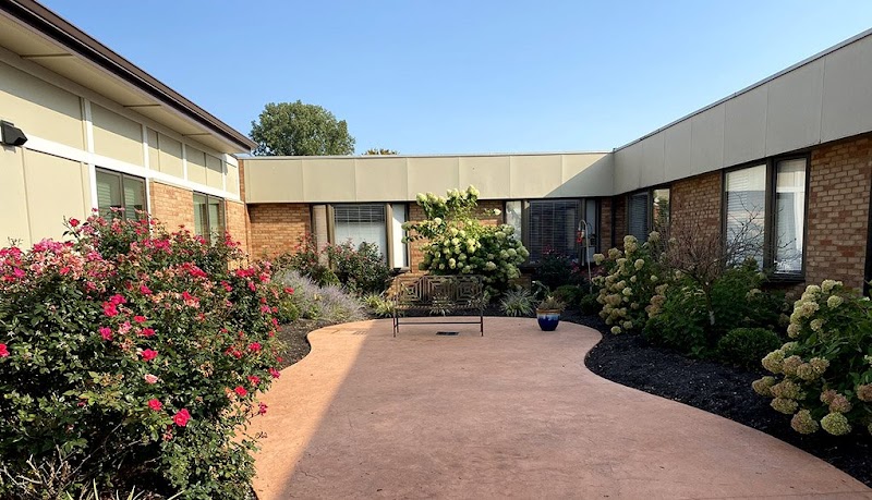 HOOSIER HEALTH & LIVING COMMUNITY nursing home in BROWNSTOWN, IN - Photo 2 of 5