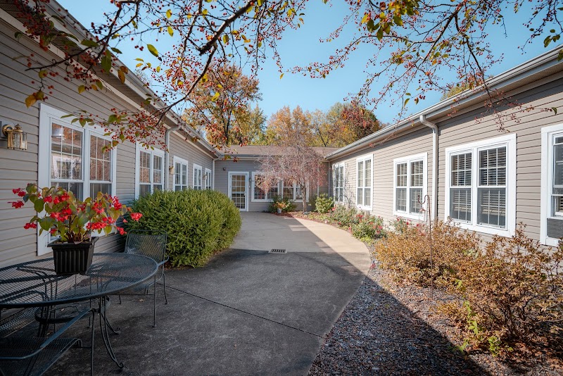 RIVER BEND NURSING AND REHABILITATION nursing home in EVANSVILLE, IN - Photo 2 of 5