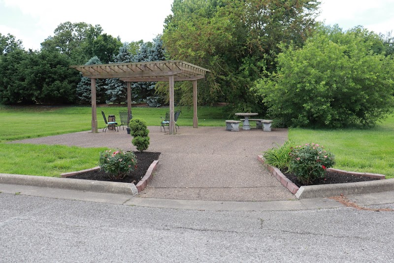 MAJESTIC CARE OF NEWBURGH nursing home in NEWBURGH, IN - Photo 5 of 5