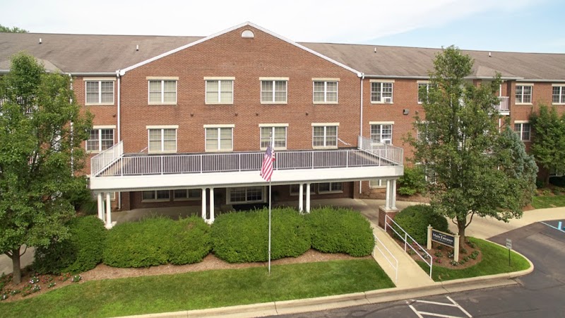 BELL TRACE HEALTH AND LIVING CENTER nursing home in BLOOMINGTON, IN - Photo 2 of 10
