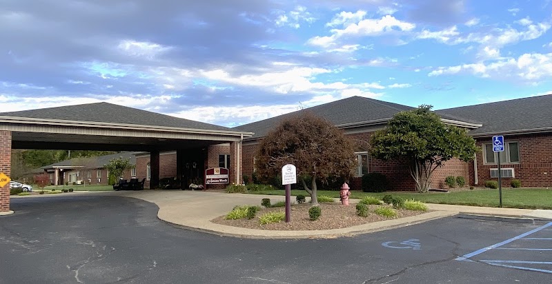 AUTUMN WOODS HEALTH CAMPUS nursing home in NEW ALBANY, IN - Photo 2 of 10