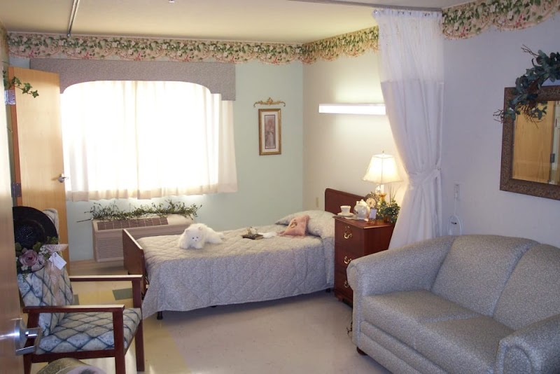 BRIDGEPOINTE HEALTH CAMPUS nursing home in VINCENNES, IN - Photo 5 of 10