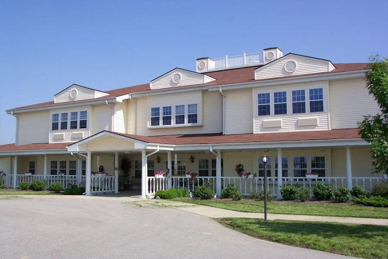 RIVER POINTE HEALTH CAMPUS nursing home in EVANSVILLE, IN - Photo 2 of 9