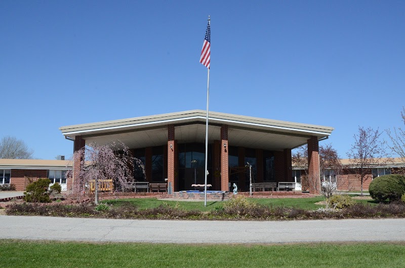 Colonial Manor of Amana nursing home in Amana, IA - Photo 5 of 10