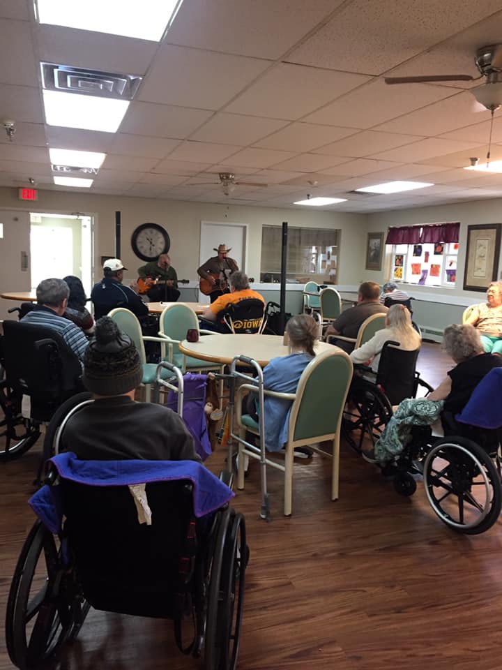 Accura Healthcare of Sioux City, LLC nursing home in Sioux City, IA - Photo 5 of 10