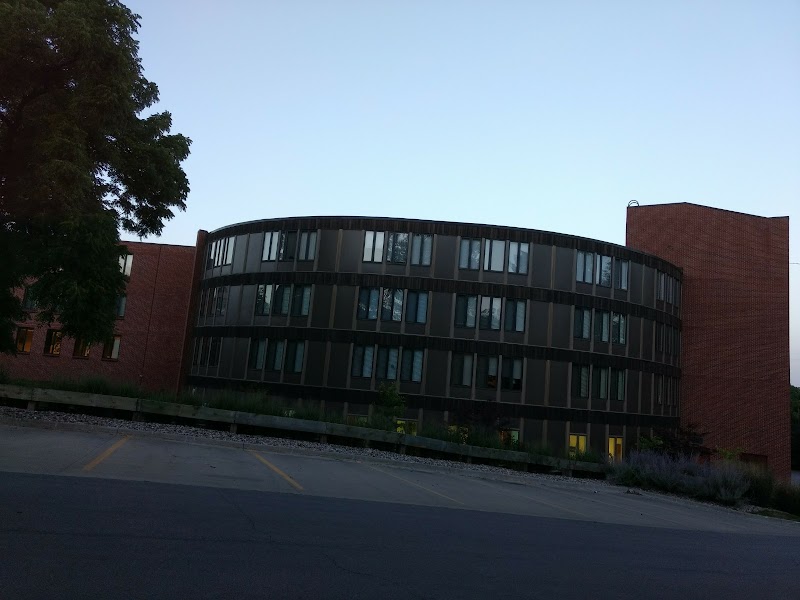 Wesley on Grand nursing home in DES MOINES, IA - Photo 5 of 10