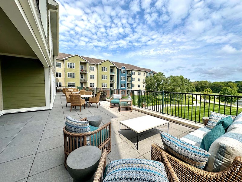 Deerfield Health Care Center nursing home in Urbandale, IA - Photo 2 of 10