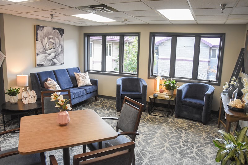 West Ridge Care Center nursing home in CEDAR RAPIDS, IA - Photo 5 of 10