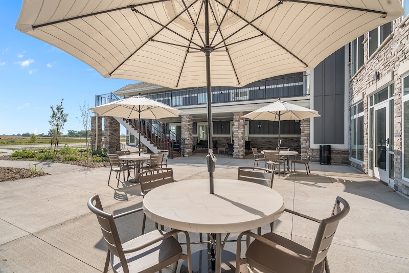 Hallmar Village nursing home in Marion, IA - Photo 2 of 5