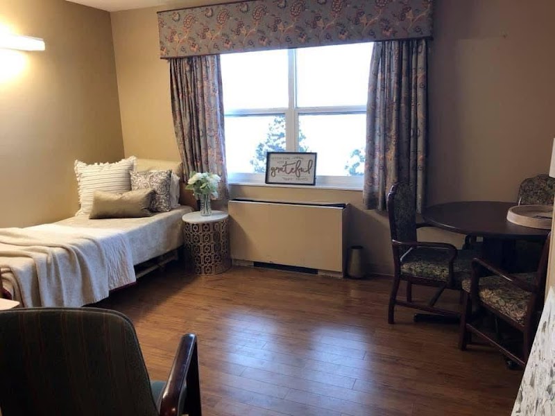 KAW RIVER CARE AND REHAB nursing home in EDWARDSVILLE, KS - Photo 3 of 5