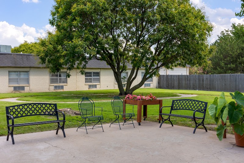 MERIDIAN REHABILITATION AND HEALTH CARE CENTER nursing home in WICHITA, KS - Photo 2 of 5