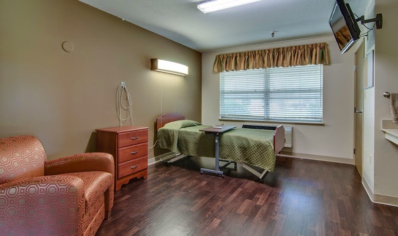 NORTH POINT SKILLED NURSING CENTER nursing home in PAOLA, KS - Photo 4 of 10