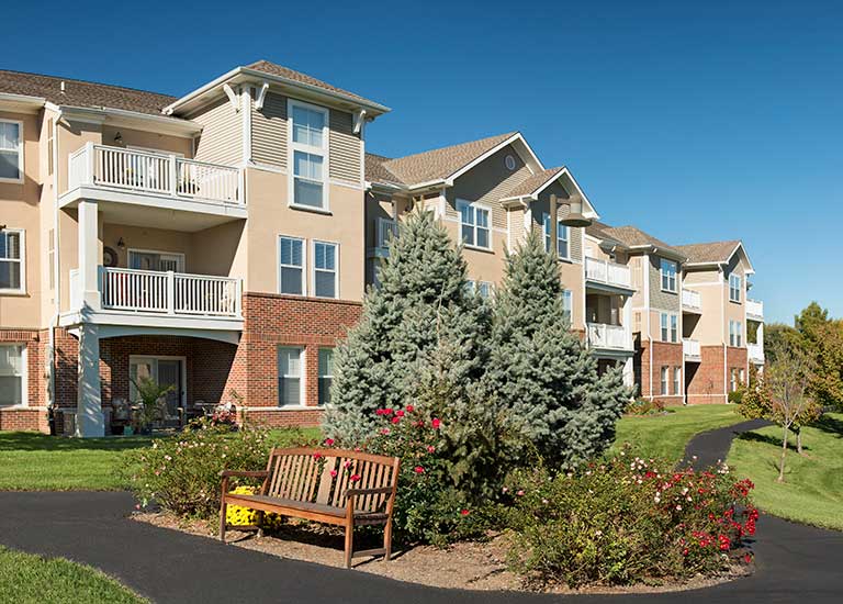 ABERDEEN VILLAGE nursing home in OLATHE, KS - Photo 2 of 10
