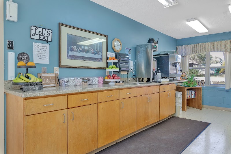 SPRING VIEW MANOR HEALTHCARE AND REHABILITATION nursing home in CONWAY SPRINGS, KS - Photo 5 of 5