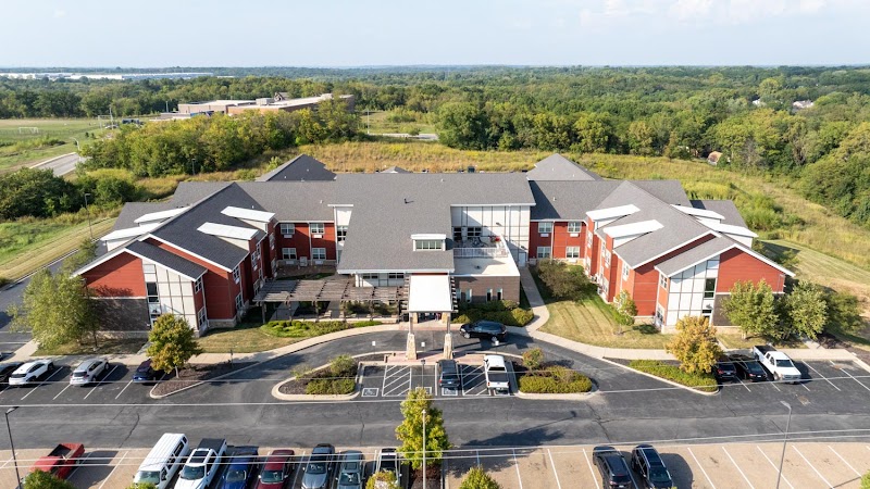 THE HEALTHCARE RESORT OF KANSAS CITY nursing home in KANSAS CITY, KS - Photo 2 of 5