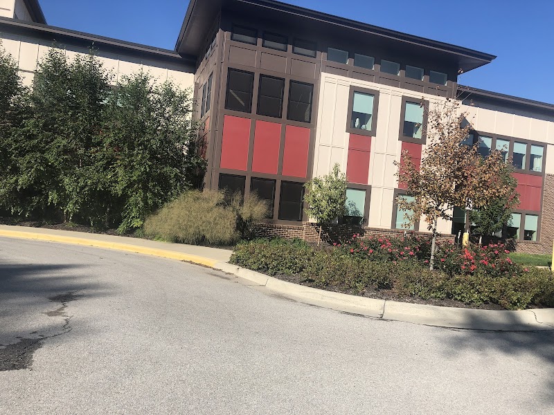 SHAWNEE POST ACUTE REHABILITATION CENTER nursing home in OVERLAND PARK, KS - Photo 3 of 5