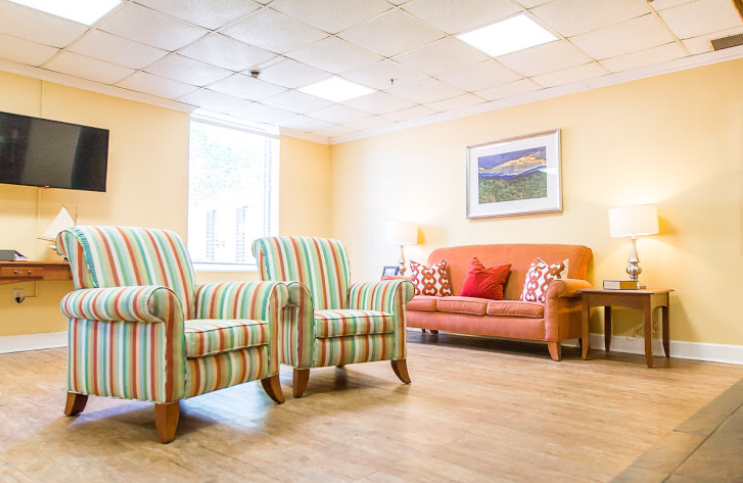 PIKEVILLE NURSING AND REHAB CENTER nursing home in Pikeville, KY - Photo 3 of 6